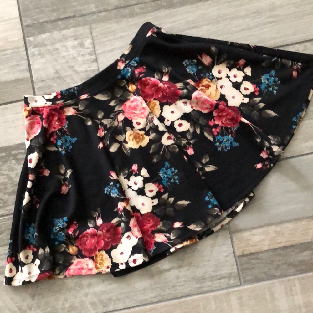 🔥🎉FOREVER XXI circular Skirt
